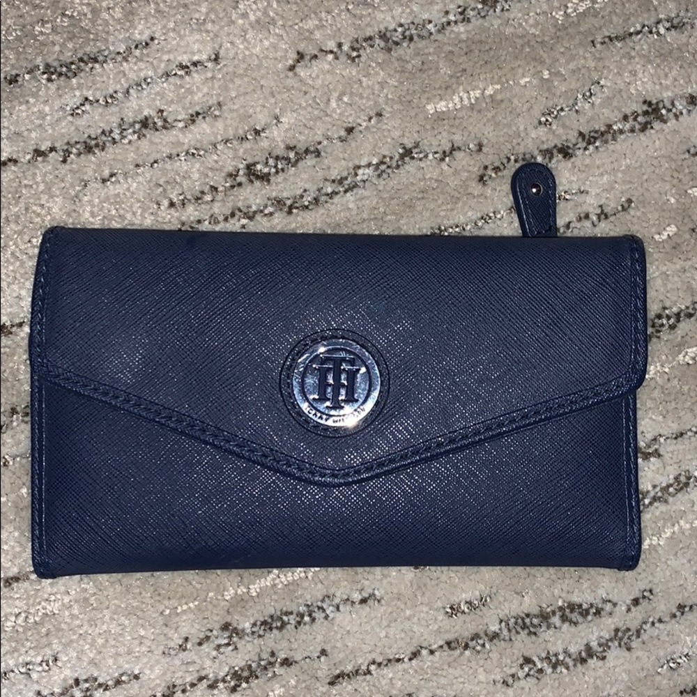 blue wallet